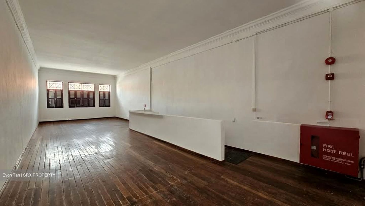 Geylang Road (D14), Shop House #576178621